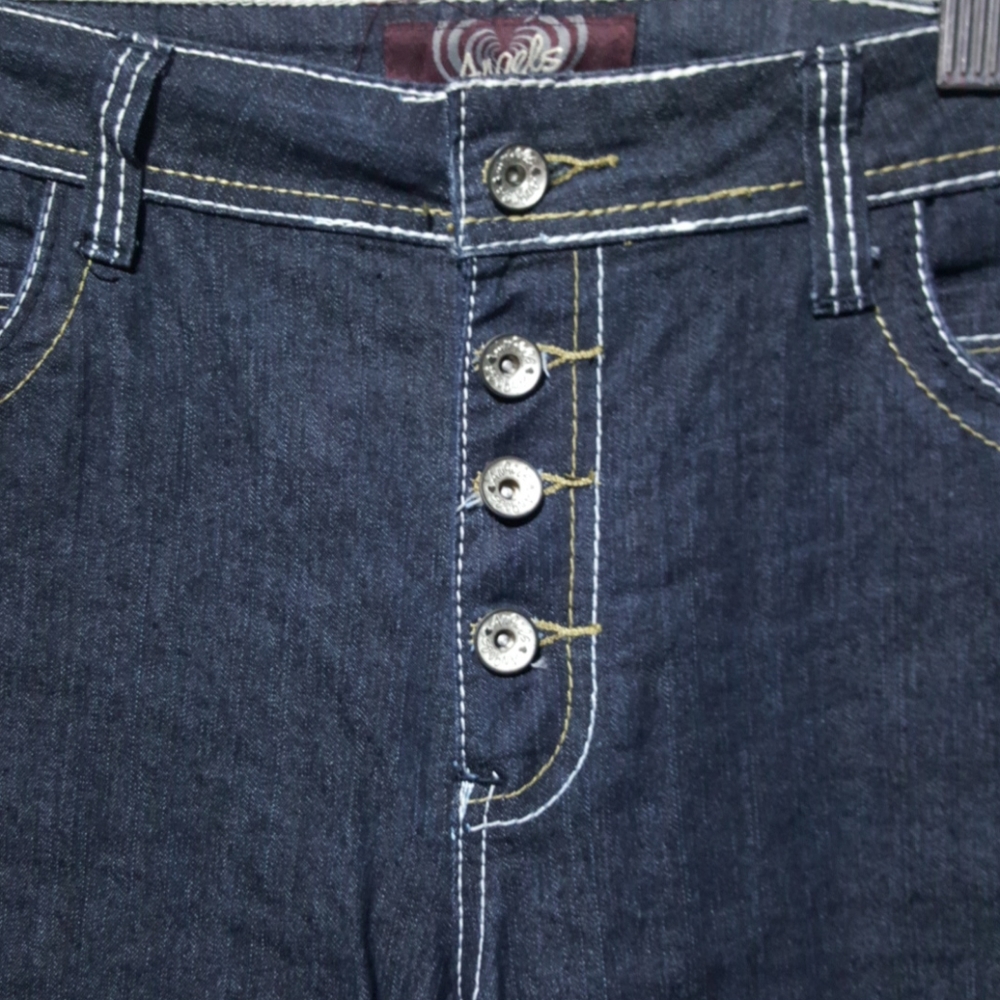 $$$ Angels capris - Picture 2 of 4